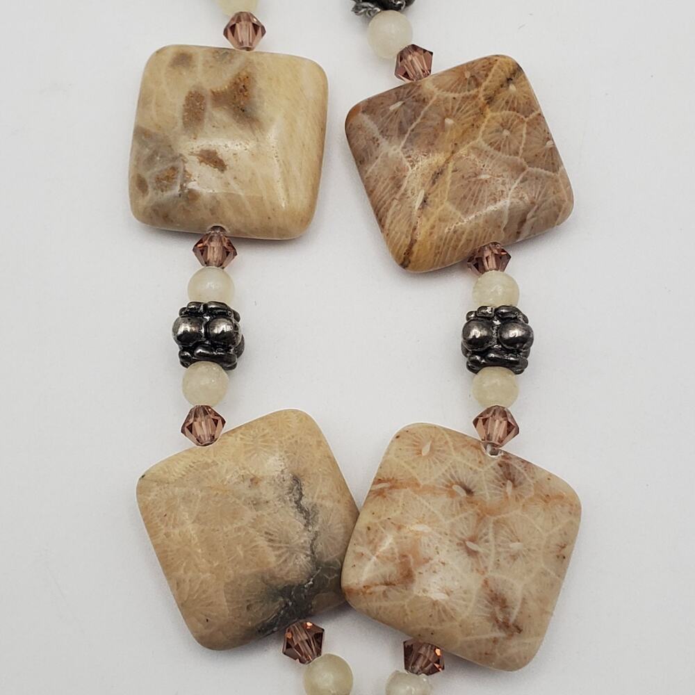 Artisan Hand Crafted Fossil Petoskey Stone Crystal Silver Tone Necklace 18" - Picture 4 of 10